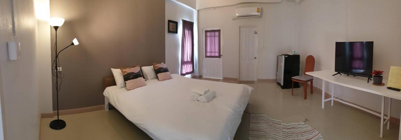 Aparthotel Prinya House ปริญญา เฮ้าส์ à Ban Huai Kapi Extérieur photo